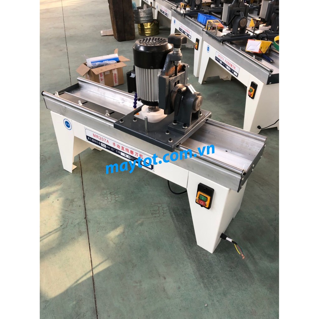 Máy mài lưỡi bào gỗ bán tự động MR-207A