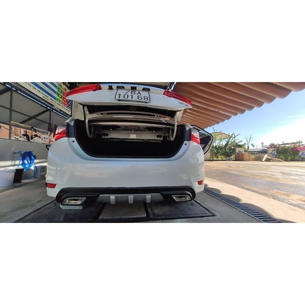 Lippo, Lip Chia Pô,Ốp Cản Sau Cho xe Toyota Altis Hàng Cao Cấp Loại 1