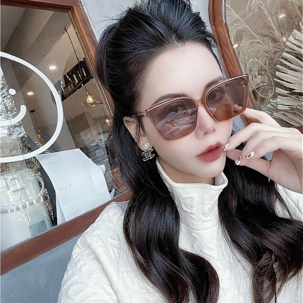 Kính V Form Siêu Đẹp