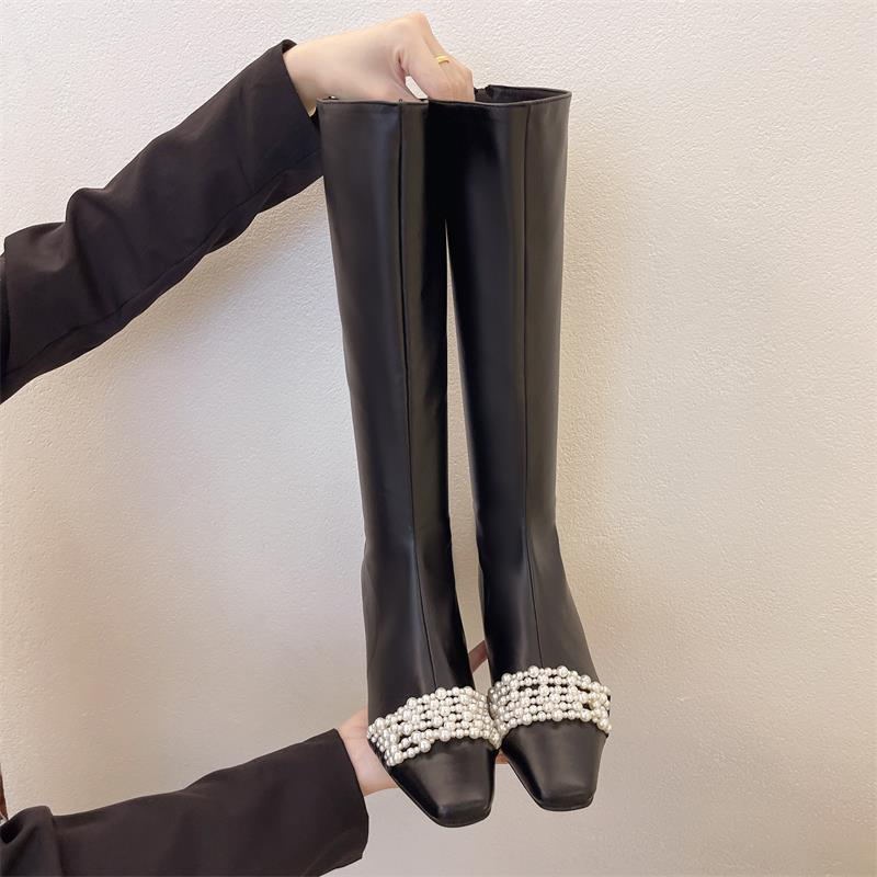 CHANEL Giày bốt cao gót cổ cao qua gối đính ngọc trai nhân tạo 2021