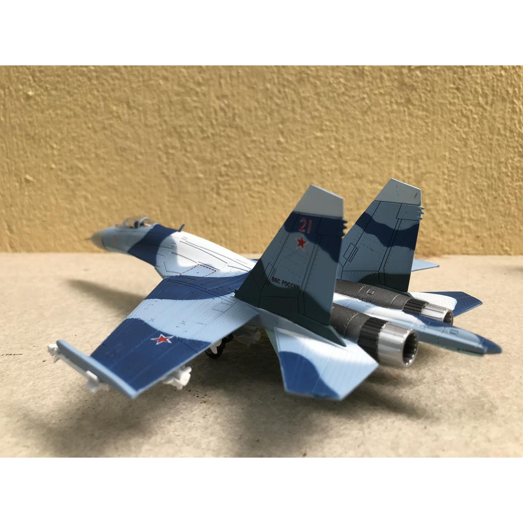 Mô hình Máy bay Sukhoi SU-27 - 1:100