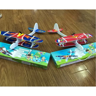 Máy bay xốp có động cơ máy bay xốp cho bé