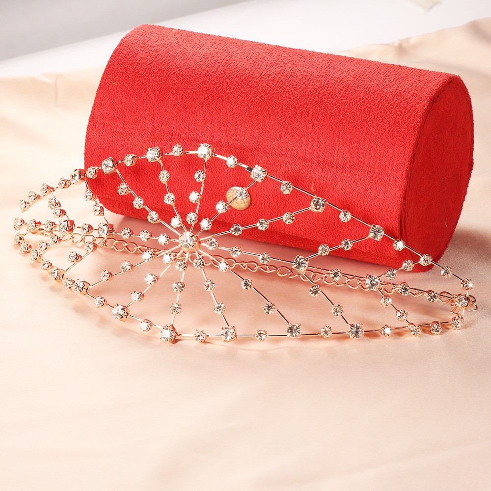 Dây chuyền vương miện đính kim cương nhân tạo phong cách Bohemian