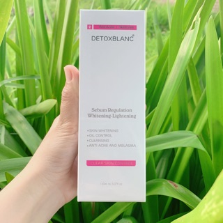 Sửa rửa mặt Detox blanc