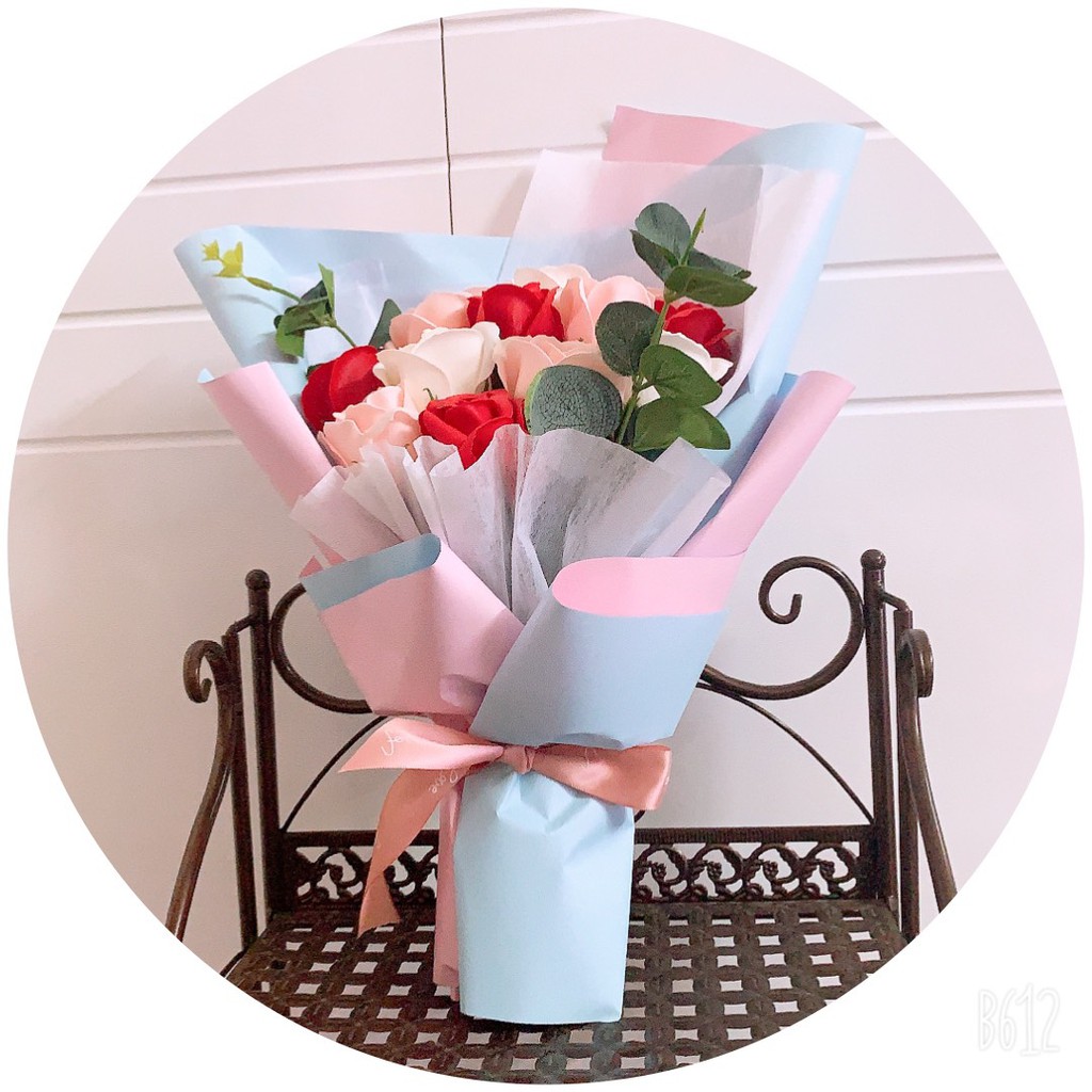 Bó hoa hồng sáp 15 bông kèm túi