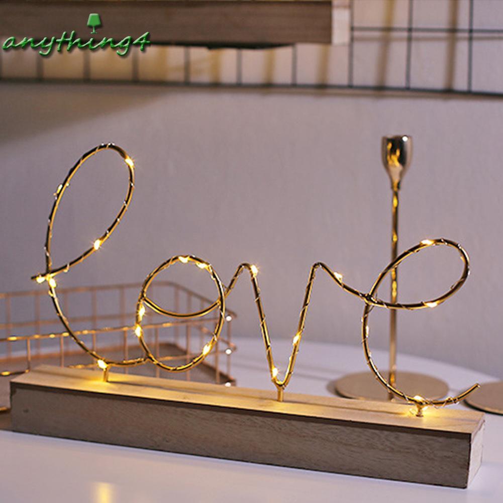 Đèn LED hình chữ HOME / LOVE dùng trang trí lễ tình thật độc đáo