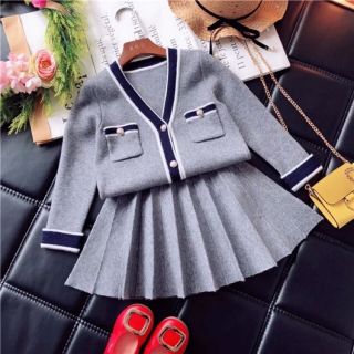 Set váy bé hàng Quảng Châu