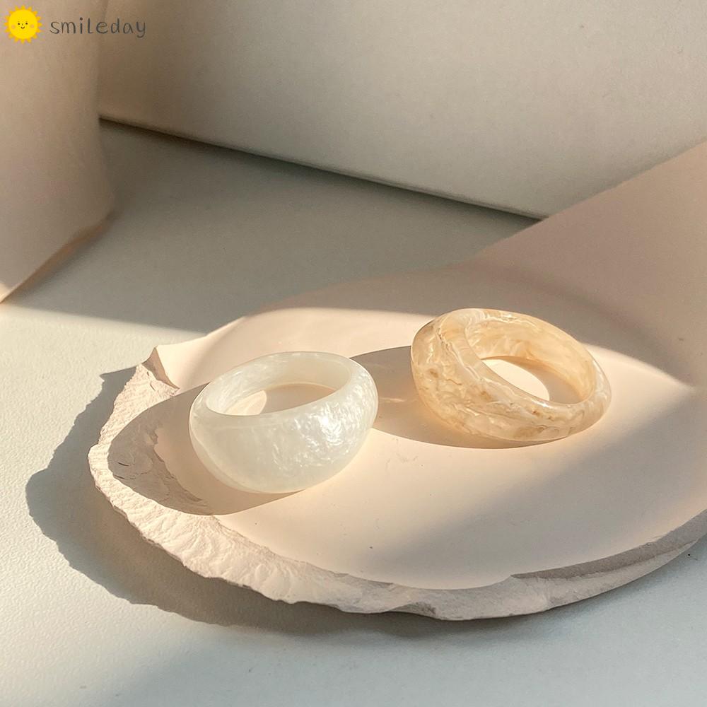 Nhẫn Acrylic Trong Suốt Phong Cách Hàn Quốc