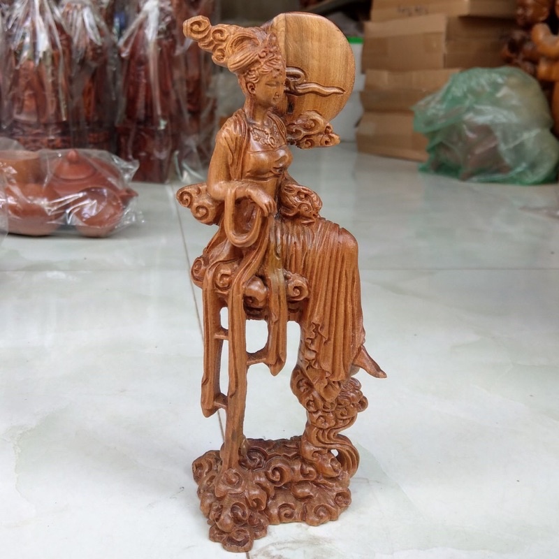 Tượng gỗ phong thuỷ tiên nữ Hằng Nga 20cm