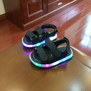 Combo 3 đôi giày sandal và thể thao cho bé