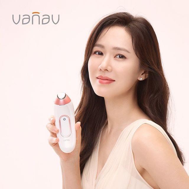 Máy massage mặt điện di ion nâng cơ chống lão hóa 6 chức năng Vanav UP6