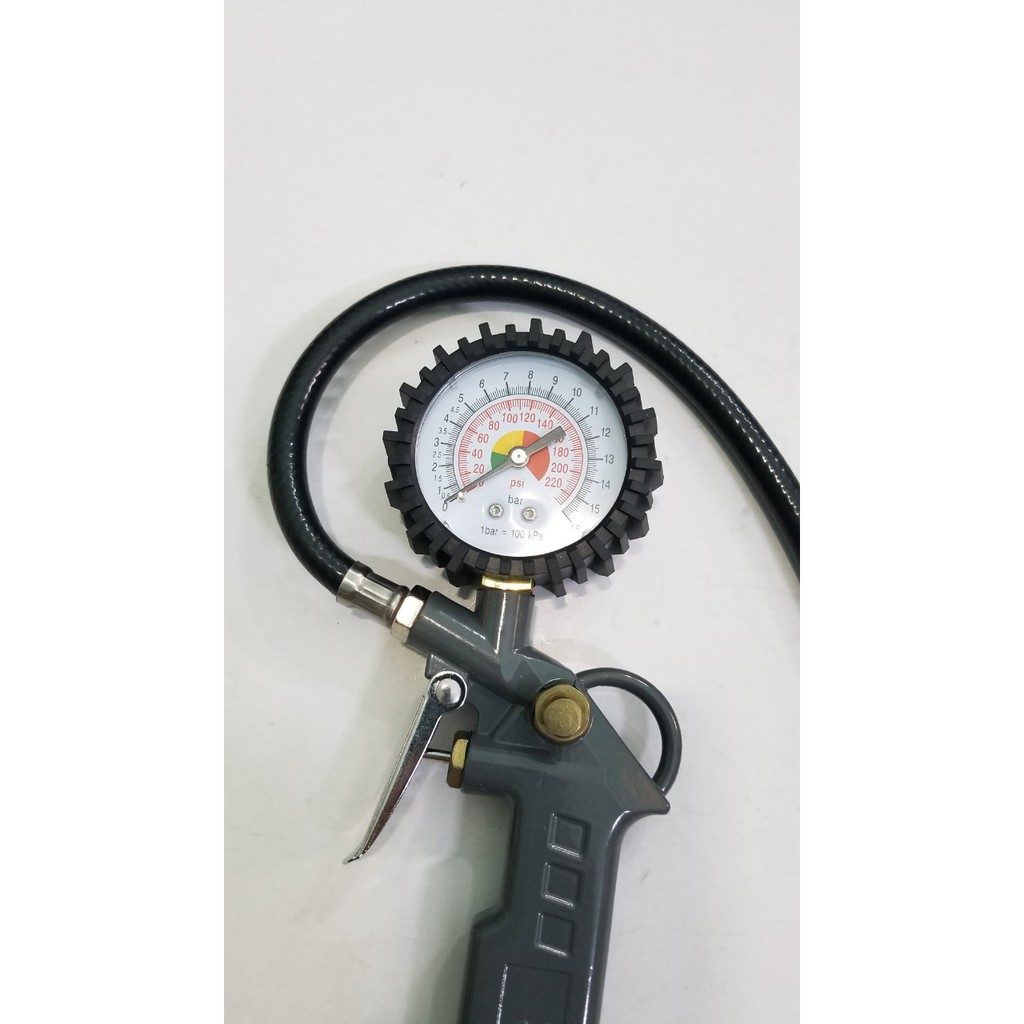 Đầu Vòi Bơm Bánh Xe Máy, Ô Tô Có Đồng Hồ Đo Lốp Xe TD1- Chính Hãng LUXTOP