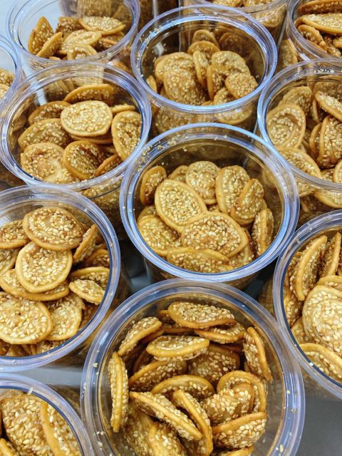 50k hủ 350gr Bánh Tai heo mè thơm béo