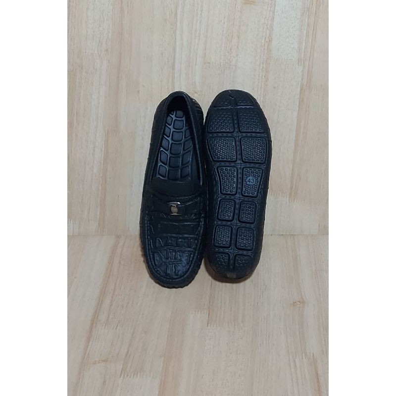 Giày mọi nhựa nam siêu nhẹ thời trang | BigBuy360 - bigbuy360.vn