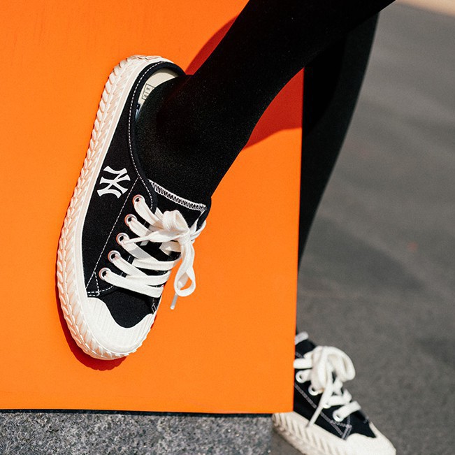 Giày Thể Thao Canvas Thời Trang Năng Động | BigBuy360 - bigbuy360.vn