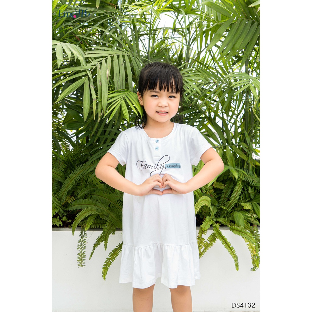 Đầm bé gái Emspo đuôi cá, in chữ Family is every thing DS4132