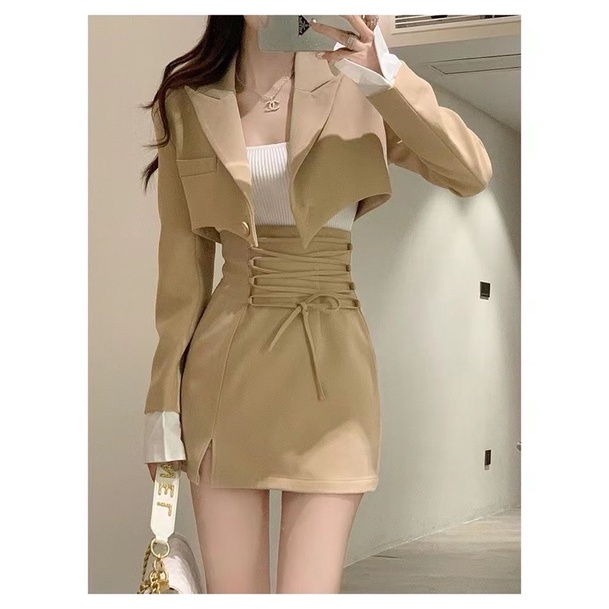 Set vest croptop có đệm vai kèm ẢNH THẬT