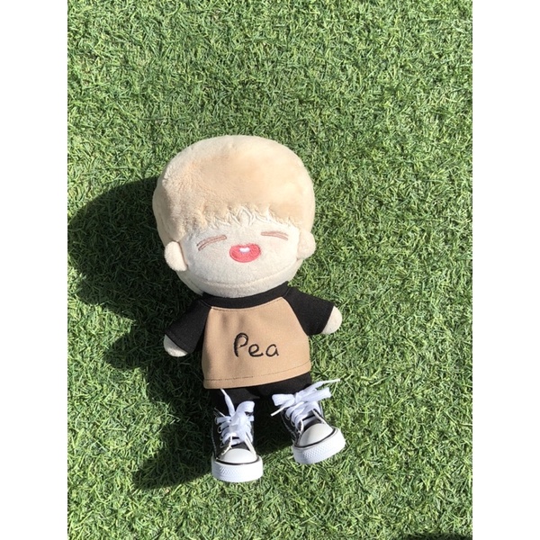 Bộ đồ phối nâu đen thêu chữ Pea cho doll 15cm 20cm