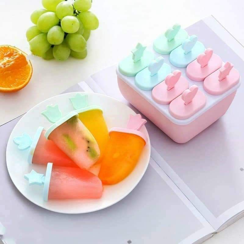 Bộ khuôn làm kem 8 ngăn kèm que siêu xinh