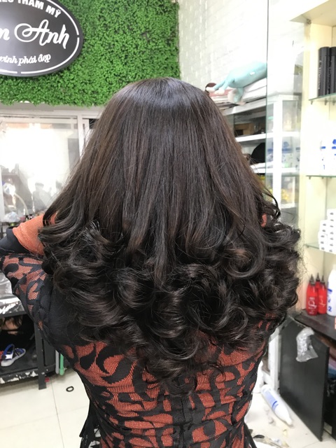TINH DẦU DƯỠNG TÓC, GIÚP TÓC XOĂN NẨY SÓNG
