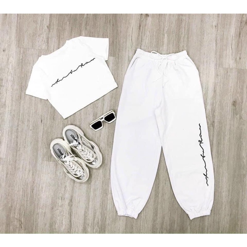 Bộ thun áo croptop chữ ký quần jogger chun gấu nhảy dance cực cá tính
