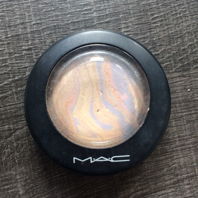 PHẤN BẮT SANG MAC MINERALIZE SKINFINISH POUDRE DE FINITION 10G