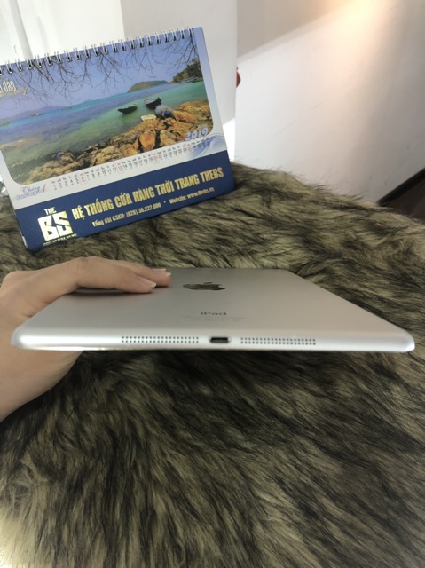 Ipad air 1 16gb. Tại Bi Store