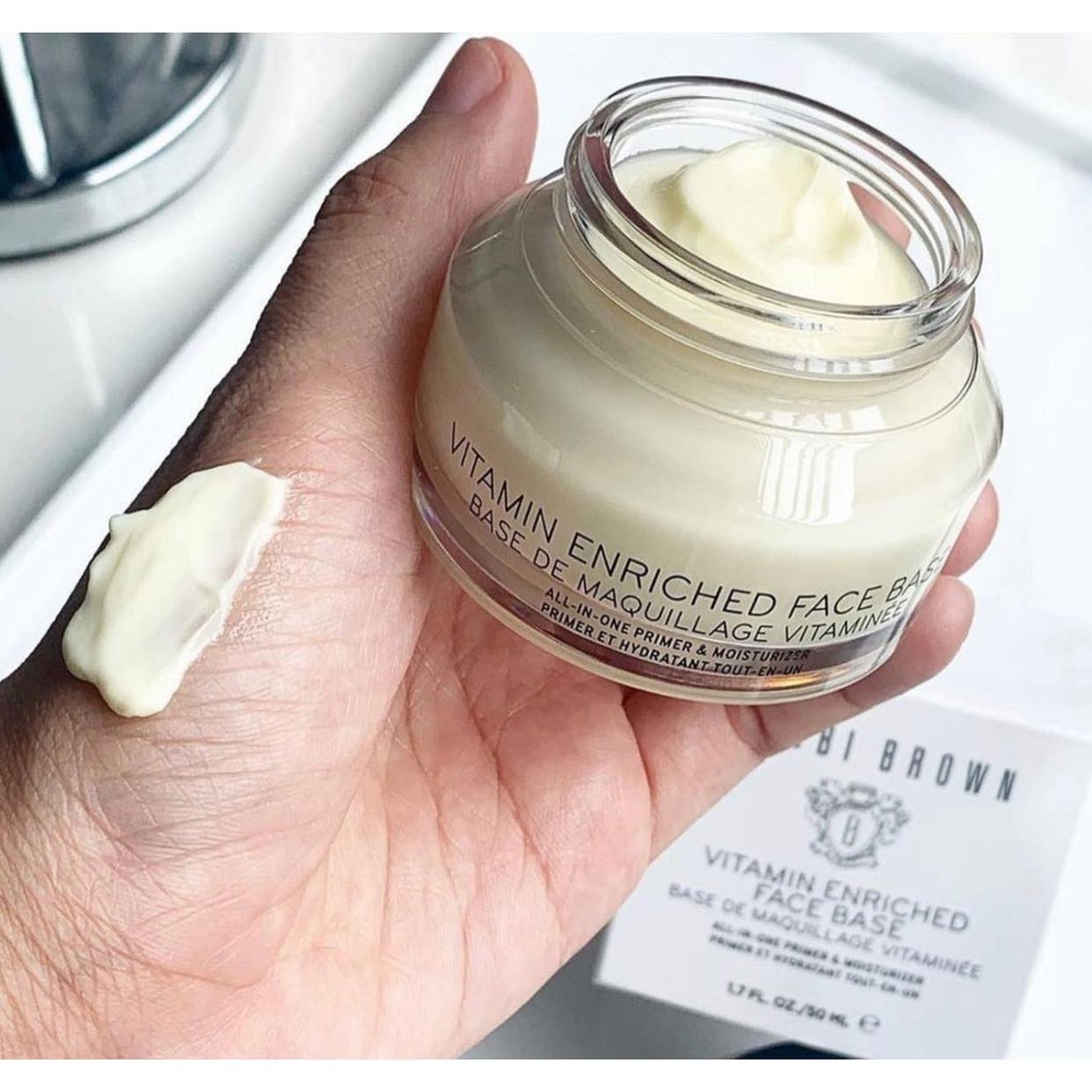 Kem lót dưỡng không dầu Bobbi Brown Vitamin Enriched Face Base