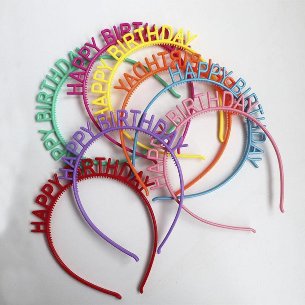 Cài tóc chữ happy birthday phong cách Hàn Quốc