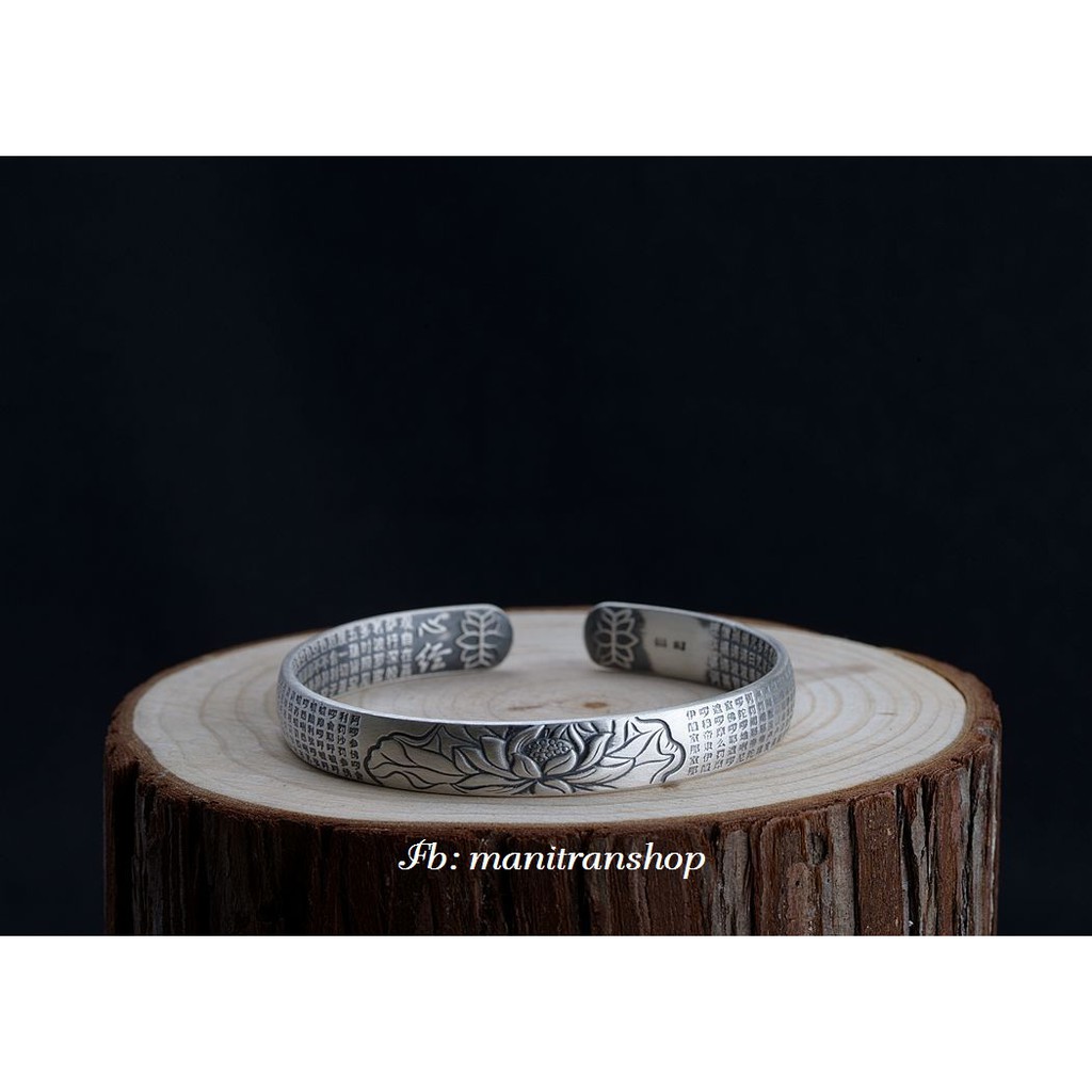 Vòng Tay Khắc Đại Bi Hoa Sen Cát Tường bên trong khắc Bát Nhã Tâm Kinh