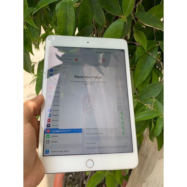 [Giá siêu tốt] IPad mini 4 sử dụng sim 4G và wifi dung lượng 128GB màu gold | BigBuy360 - bigbuy360.vn