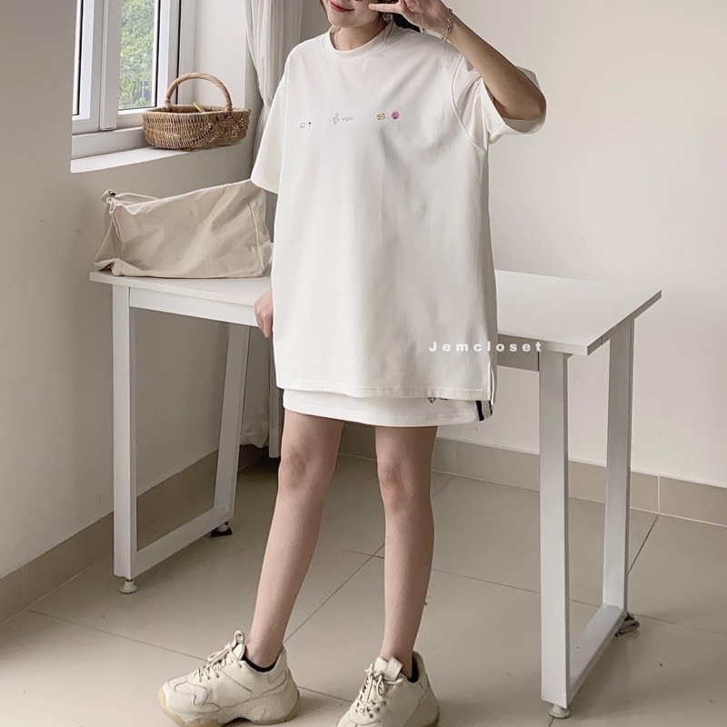 Áo phông nhiều hình nhỏ ngang ngực TT