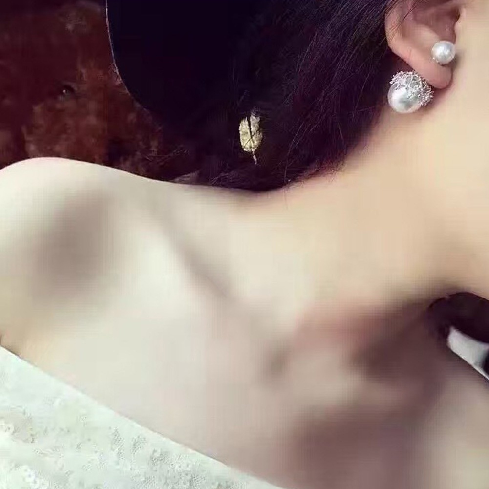 Đôi bông tai hình hoa đính ngọc trai giả kiểu dáng thanh lịch cho nữ