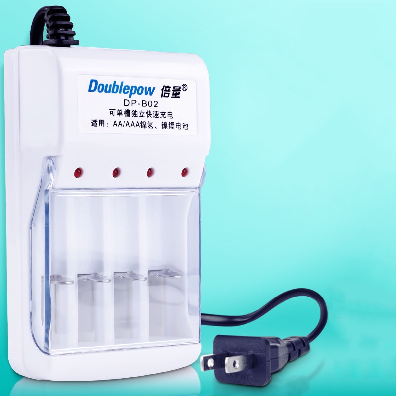 (HCM)Bộ sạc pin AA/AAA DB02 Pin Sạc Micro Không Dây