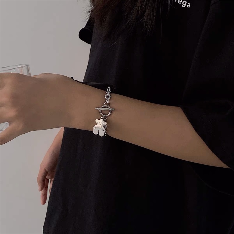 Vòng Tay Mặt Hình Gấu Cá Tính Độc Đáo Phong Cách Hip Hop