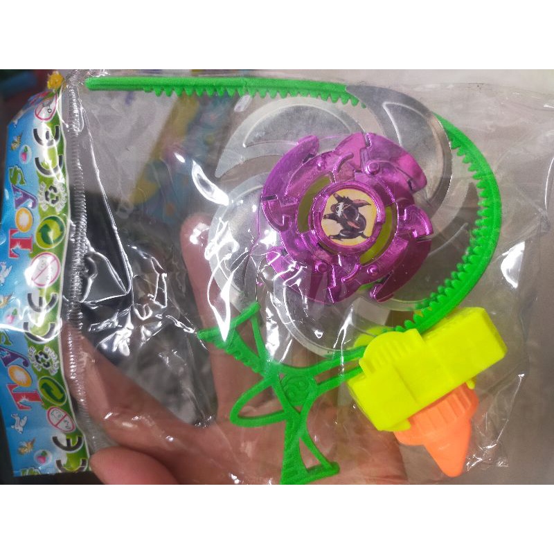 Lẻ 1 con quay nhỏ cho bé trai