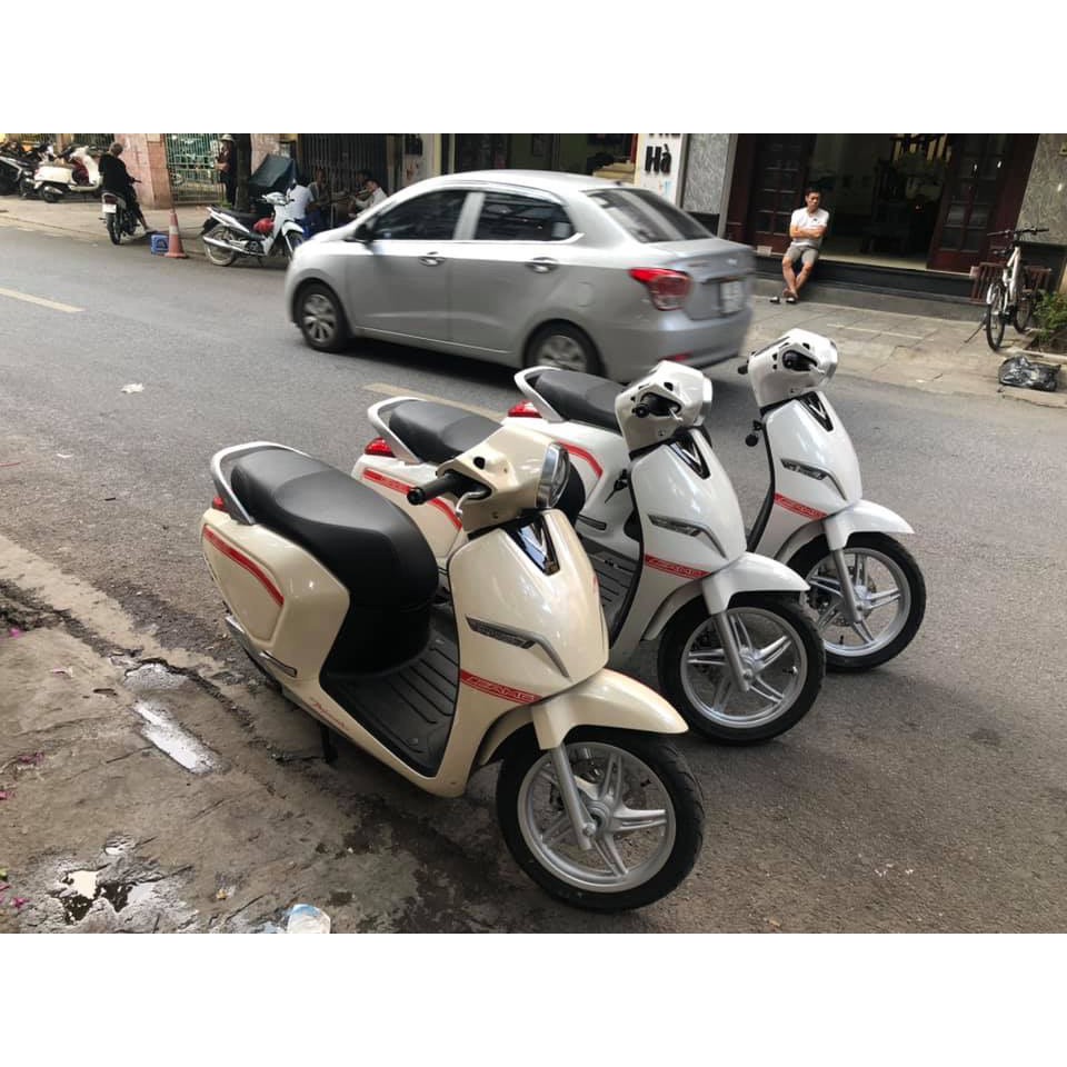 TEM AMG PHẢN QUANG 3M CHO XE ĐIỆN VINFASST