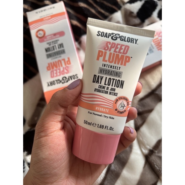Kem dưỡng ẩm da mặt Speed Plump Soap&Glory