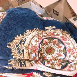 Thảm chải giường