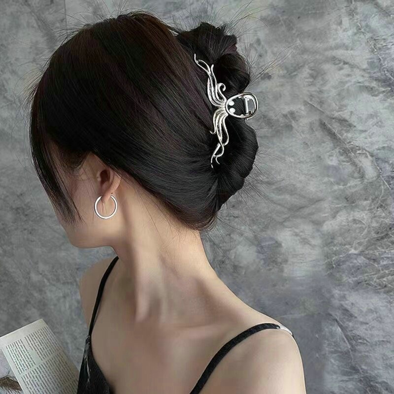 Kẹp Tóc Nơ Đính Ngọc Trai Chất Liệu Hợp Kim