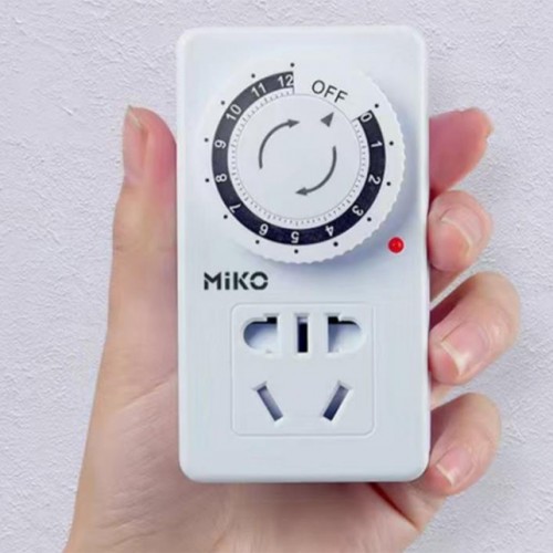 Ổ cắm hẹn giờ bằng cơ Miko-MK958 công suất 10A/220V Chính hãng  + Tặng Phích chuyển đổi từ 3 chấu sang 2