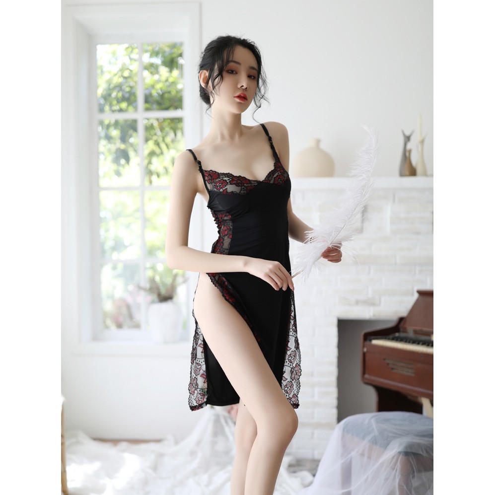 Đầm ngủ kiều nữ xẻ tà thướt tha L168