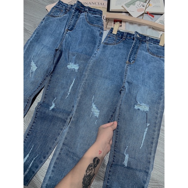 Quần jeans ôm cạp cao tua gấu rách