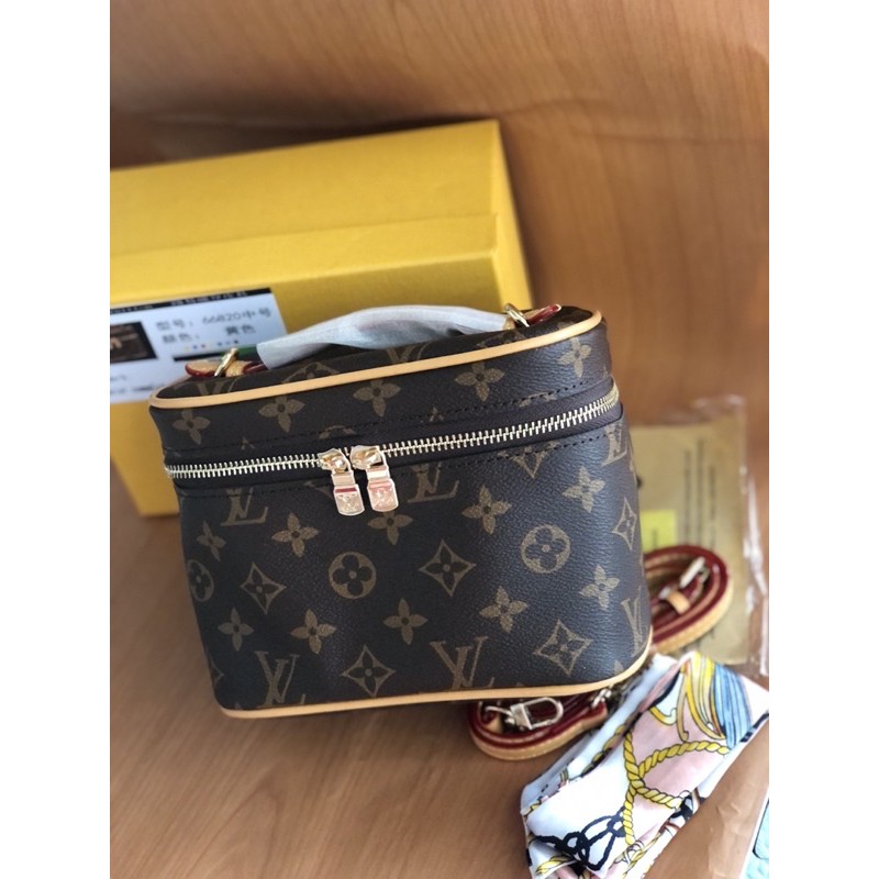 Túi Xách Nữ Kèm khăn fullbox❣️FREESHIP❣️Túi Trống hộp cơm qc size 19 vừa điện thoại