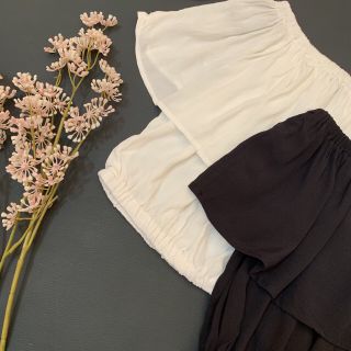 Áo croptop bẹt vai