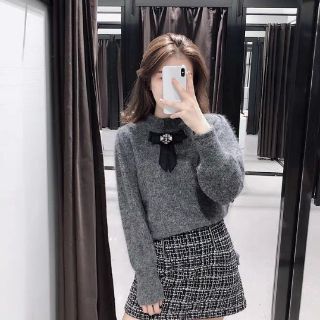CHÂN VÁY ZR TUỒN DƯ