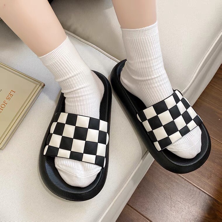 Dép Bánh Mì Kiểu Dép Quai Ngang Họa Tiết Hình Kẻ Caro Phong Cách Ulzzang Xinh Xắn Cute
