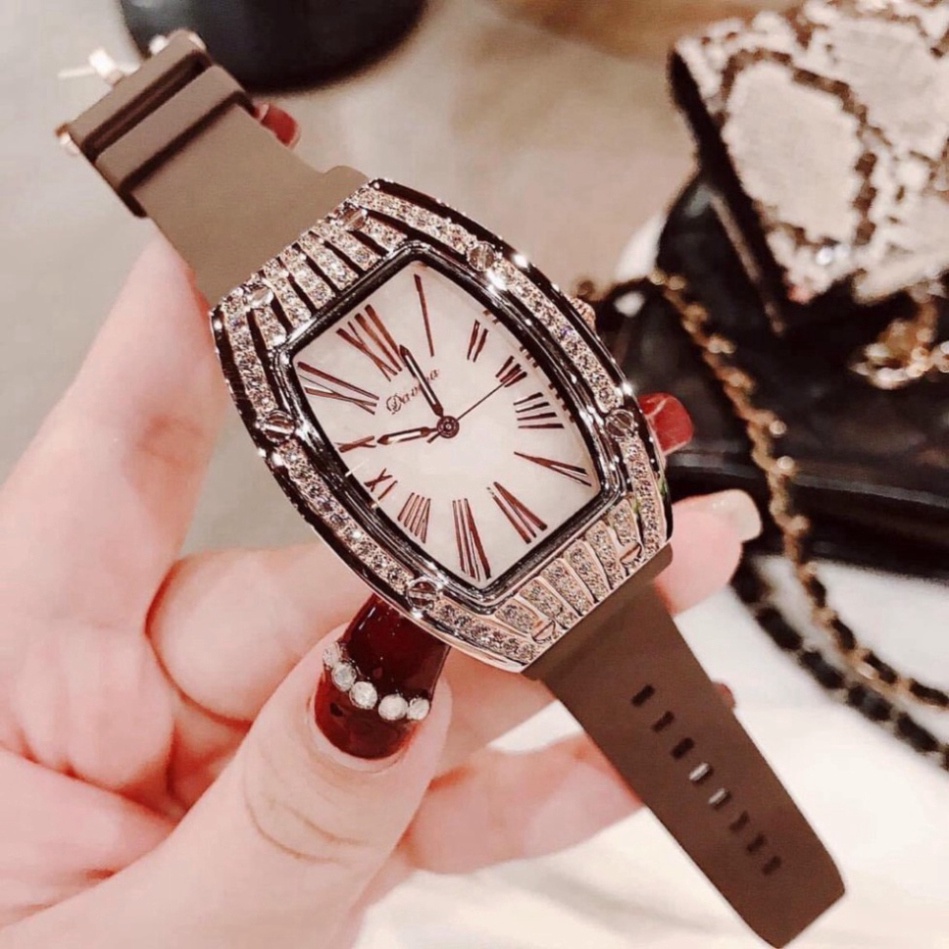 Đồng hồ nữ Davena mặt bầu quai silicon mềm dẻo, bảo hành 12 tháng