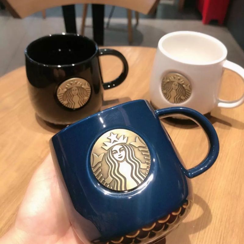 Ly Starbucks huy chương đồng đen