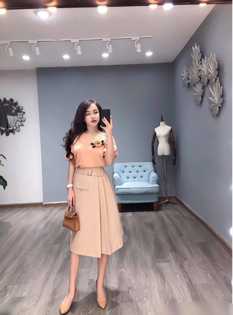 Chân váy xoè dài đai chéo xếp ly QC cực sang | BigBuy360 - bigbuy360.vn